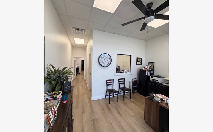 Pictures of Industrial, Land, Retail property located at 504 N Breckenridge St, Ennis, TX 75119 for sales - image #1