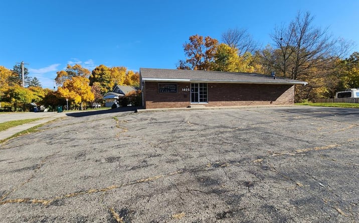 Pictures of Office, Retail property located at 1405 E César E. Chávez Ave, Lansing, MI 48906 for sales - image #1