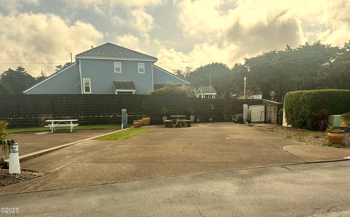Pictures of Land, Special Purpose property located at 6225 N Coast Hwy Lot 237, Newport, OR 97365 for sales - image #1