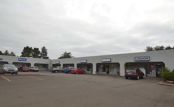 Pictures of Office property located at 531 N Hwy 101, Depoe Bay, OR 97341 for sales - image #1