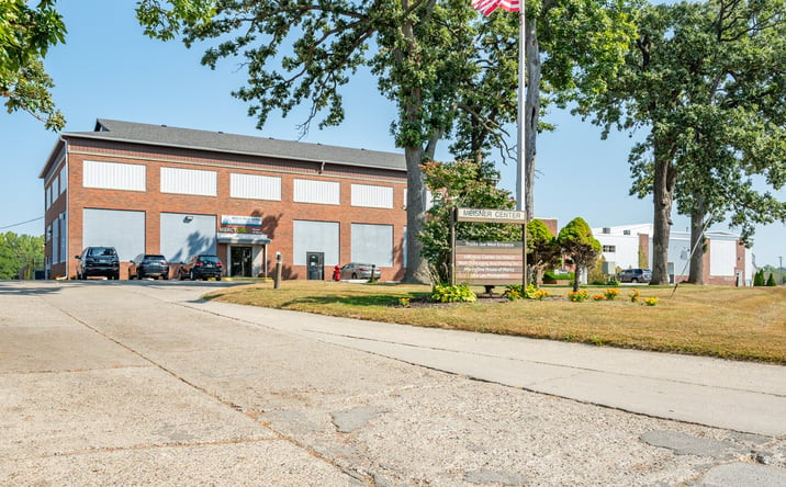 Pictures of Industrial property located at 200 N 8th Ave E, Newton, IA 50208 for sales - image #1
