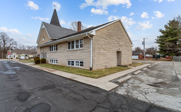 Pictures of Special Purpose property located at 1007 S Michigan St, Burlington, IN 46915 for sales - image #1
