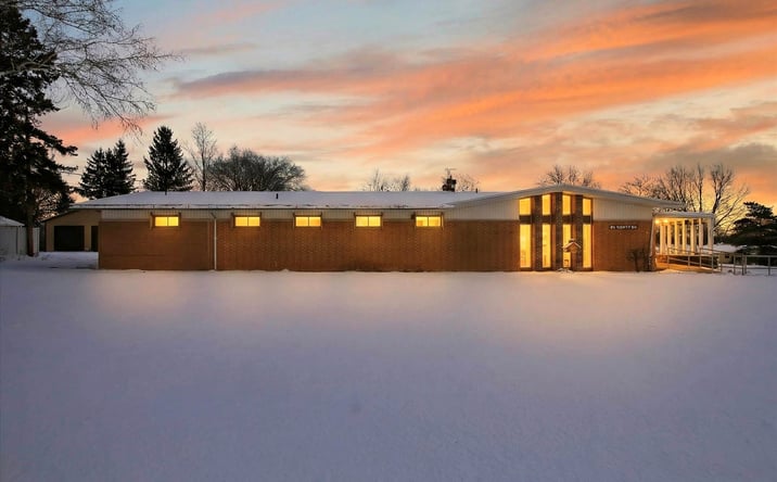 Pictures of Mixed Use, Office, Special Purpose property located at 820 N Pine River St, Ithaca, MI 48847 for sales - image #1