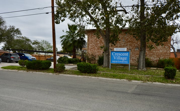 Pictures of Multifamily property located at 1004 Austin St, Portland, TX 78374 for sales - image #1
