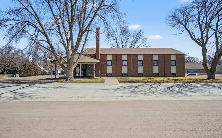 Pictures of Mixed Use property located at 610 NE 3rd St, Madison, SD 57042 for sales - image #1