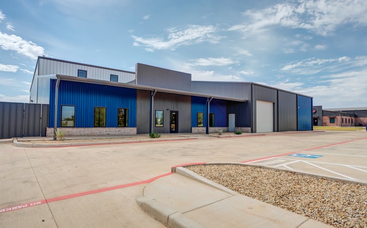 Pictures of Industrial, Mixed Use, Office, Retail property located at 3229 118th St, Lubbock, TX 79423 for sales - image #1