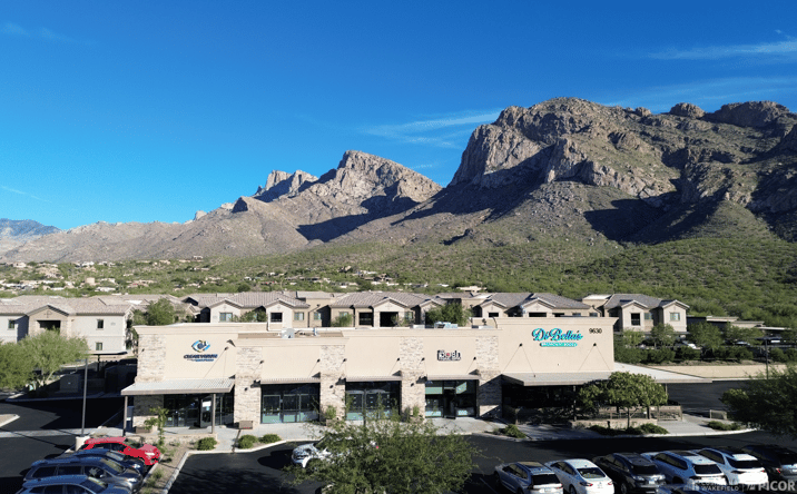 Pictures of Retail property located at 9630 N. Oracle Road, Tucson, AZ 85704 for sales - image #1