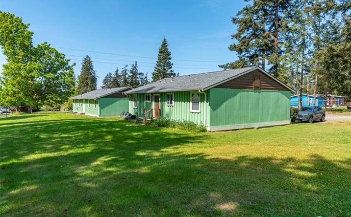 Pictures of Multifamily property located at 3100 Taylor Rd, Oak Harbor, WA 98277 for sales - image #1