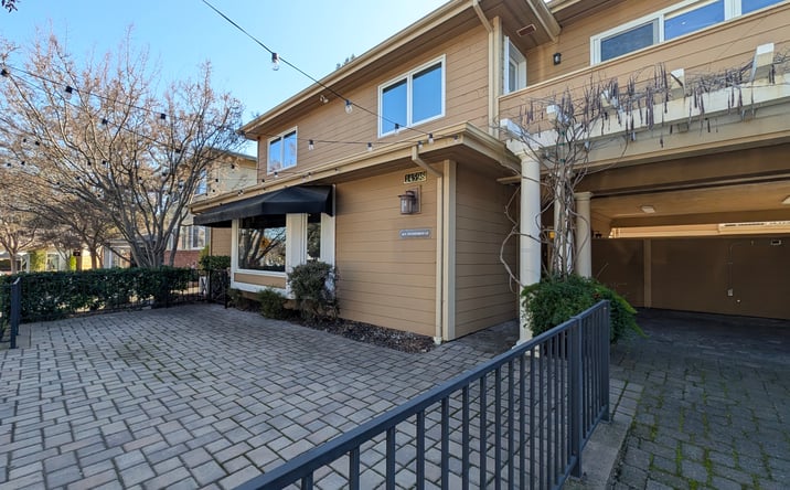 Pictures of Retail property located at 14598 Big Basin Way – Unit A, Saratoga, CA 95070 for sales - image #1