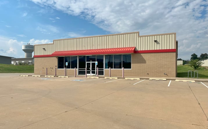Pictures of Retail property located at 7201 NW 23rd St, Bethany, OK 73008 for sales - image #1