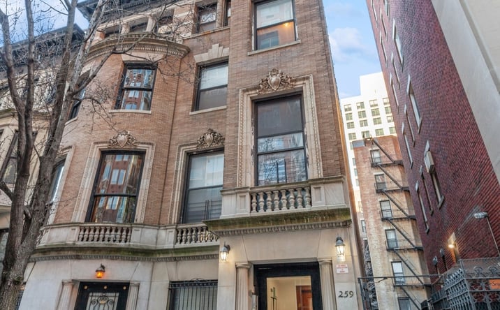 Pictures of Multifamily property located at 259 W 90th St, New York, NY 10024 for sales - image #1