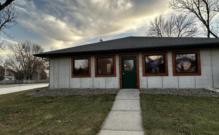 Pictures of Retail property located at 310 Central Avenue E, Clarion, IA 50525 for sales - image #1