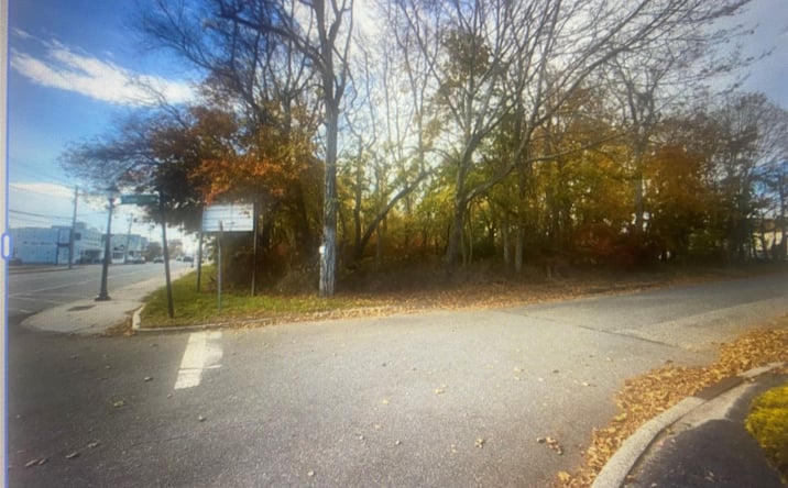 Pictures of Land property located at lots 56, Brookhaven, NY 11778 for sales - image #1