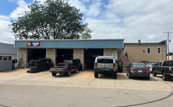 Pictures of Retail property located at 80 E John St, Markesan, WI 53946 for sales - image #1