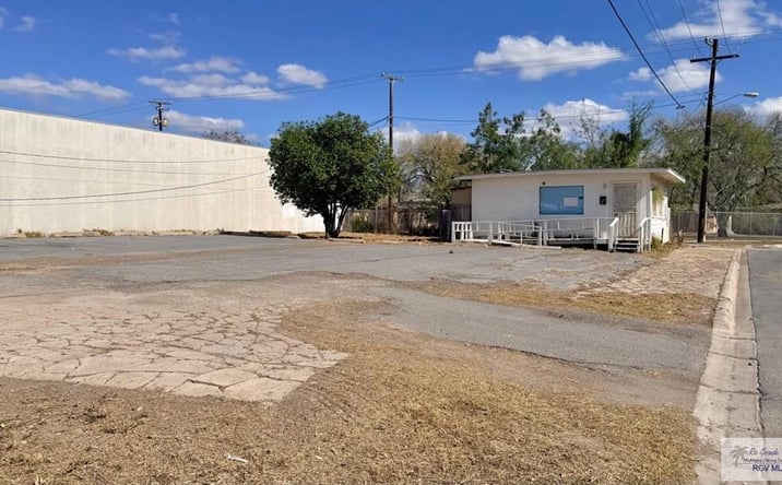 Pictures of Land property located at 770 W Washington St., Brownsville, TX 78520 for sales - image #1