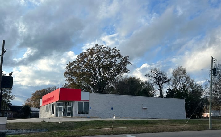 Pictures of Retail property located at 2906 8th St, Meridian, MS 39301 for sales - image #1