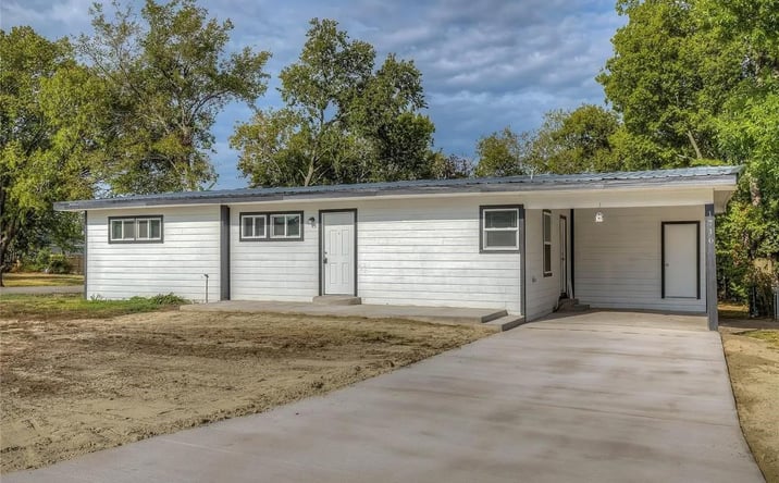 Pictures of Multifamily property located at 1710 Langford St, Greenville, TX 75401 for sales - image #1