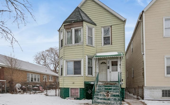 Pictures of Multifamily property located at 6027 S Loomis Boulevard, Chicago, IL 60636 for sales - image #1
