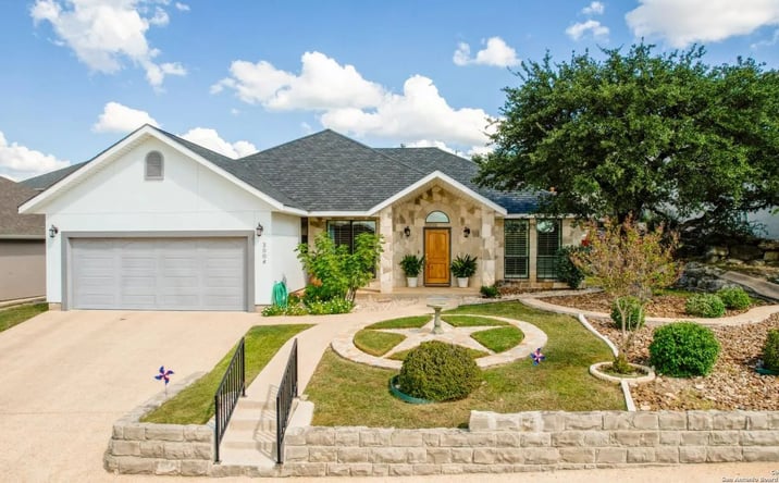 Pictures of Land property located at 2004 Athens, 126596, TX 78028 for sales - image #1
