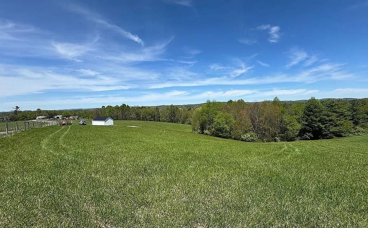 Pictures of Land, Multifamily property located at 927 Kinzer Rd, Hillsville, VA 24343 for sales - image #1