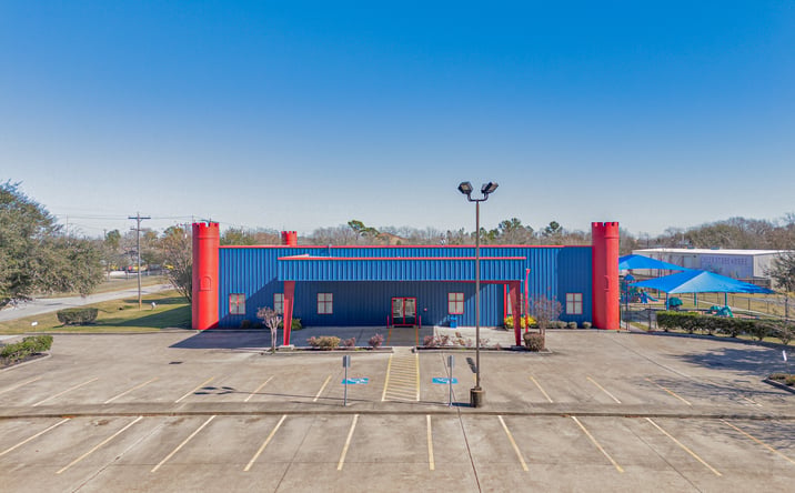 Pictures of Industrial, Retail property located at 303 Spruce St, Dickinson, TX 77539 for sales - image #1