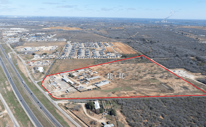 Pictures of Land property located at 14895 Donop Rd, Elmendorf, TX 78112 for sales - image #1