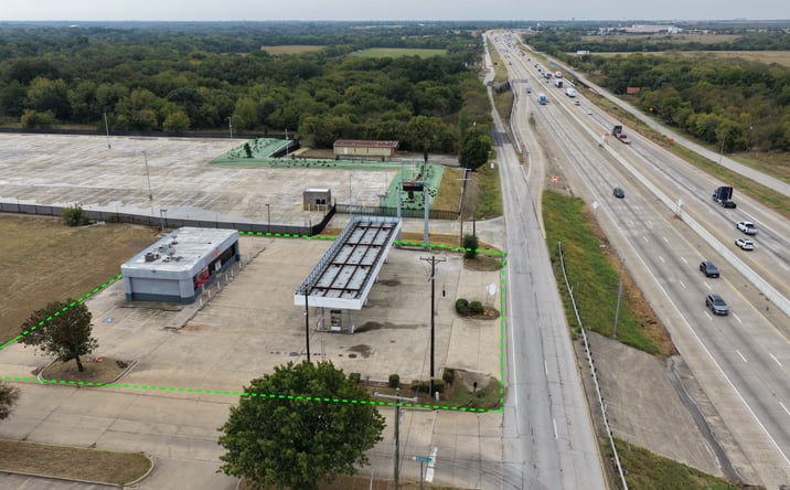 Pictures of Land, Office, Retail property located at 300 S Interstate 35 E, Red Oak, TX 75154 for sales - image #1