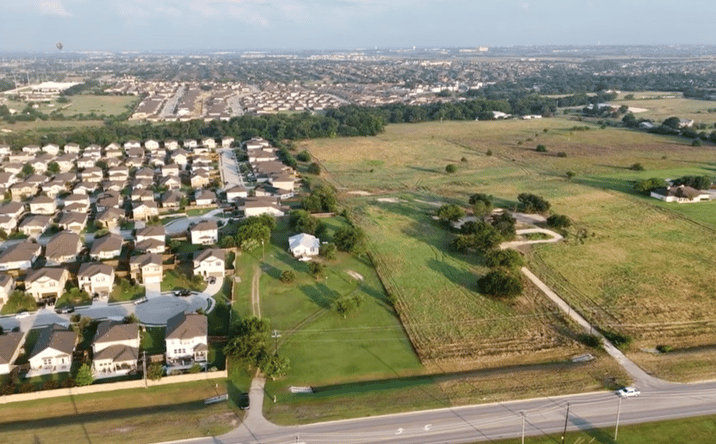 Pictures of Land property located at 8076 Co Rd 110, Round Rock, TX 78665 for sales - image #1