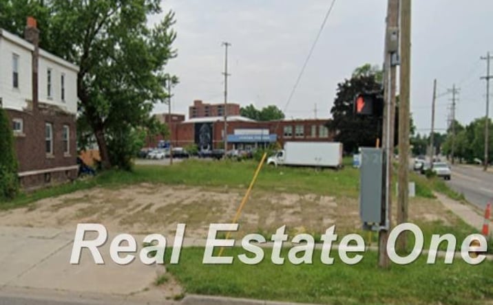 Pictures of Land property located at 800 Martin Luther King Avenue, Flint, MI 48503 for sales - image #1