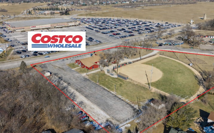 Pictures of Land property located at 9054 E Veterans Pkwy, Yorkville, IL 60560 for sales - image #1