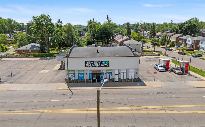 Pictures of Office, Retail property located at 13403 W Seven Mile Rd, Detroit, MI 48235 for sales - image #1