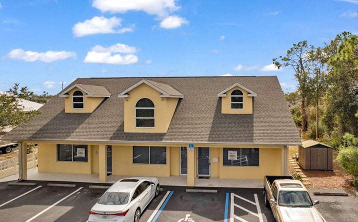 Pictures of Office, Retail property located at 493 Barger Dr, Port Charlotte, FL 33954 for sales - image #1