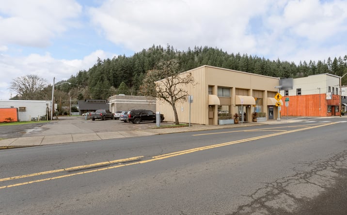 Pictures of Office, Retail property located at 229 N First Street, Drain, Drain, OR 97435 for sales - image #1