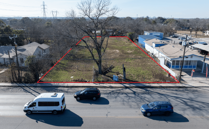 Pictures of Land property located at 1521 S WW White Rd, San Antonio, TX 78220 for sales - image #1