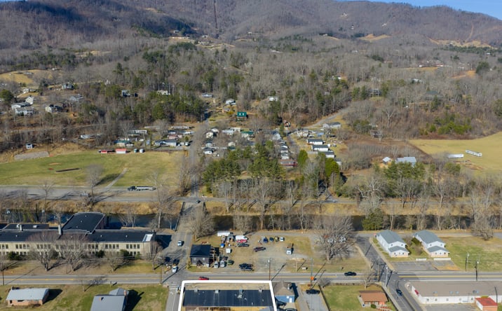Pictures of Office, Retail property located at 3264 Broad Street, Clyde, NC 28721 for sales - image #1