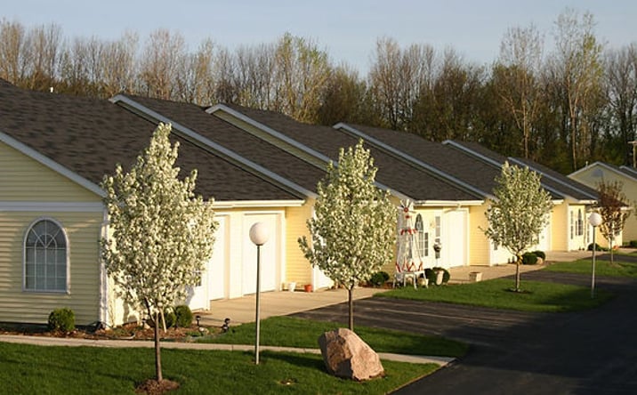 Pictures of Multifamily property located at 1511 W 31st St, Marion, IN 46953, 301 Parent Dr, Ossian, IN 46777, 1320 Knoll Crest Dr, Kendallville, IN 46755 for sales - image #1