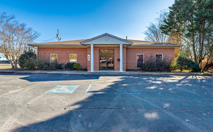 Pictures of Office property located at 6714 Heritage Business Ct, Chattanooga, TN 37421 for sales - image #1