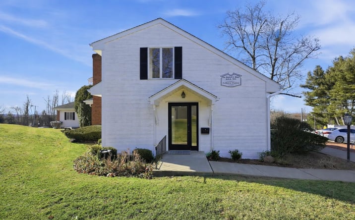 Pictures of Office property located at 1050 Sullivan Ave, South Windsor, CT 06074 for sales - image #1