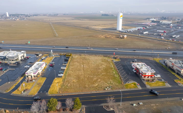 Pictures of Retail, Office, Hospitality, Mixed Use, Land property located at 2421 Maiers Rd, Moses Lake, WA 98837 for sales - image #1