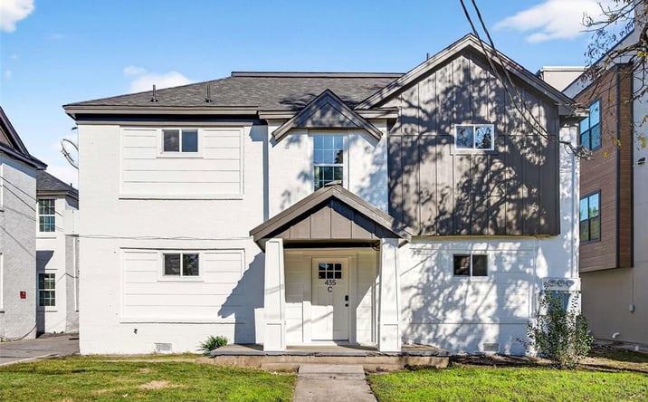 Pictures of Multifamily property located at 435 W 9th St, Dallas, TX 75208 for sales - image #1