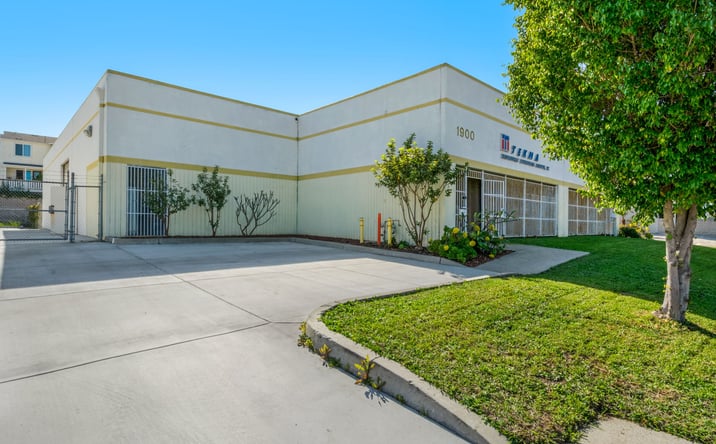 Pictures of Industrial property located at 1900 Kona Dr, Compton, CA 90220 for sales - image #1