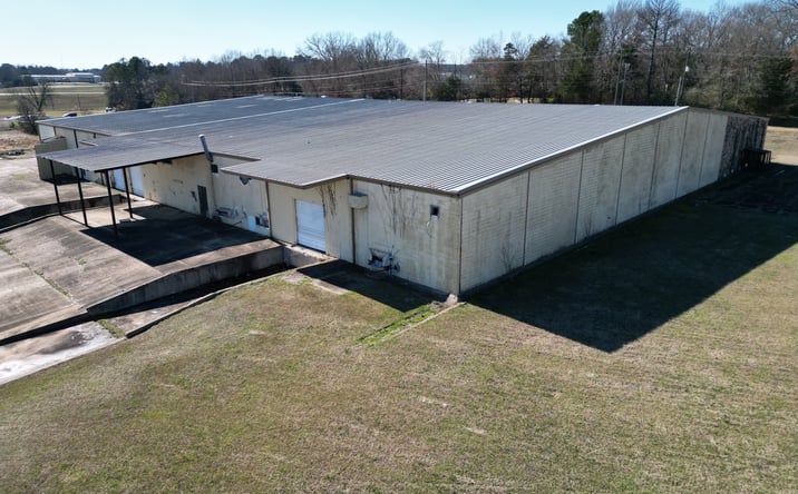 Pictures of Industrial property located at 9 Industrial Park Boulevard, Winona, MS 38967 for sales - image #1