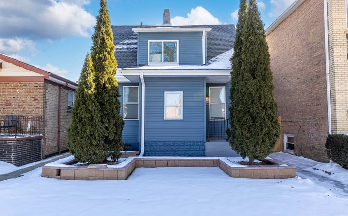 Pictures of Multifamily property located at 6235 S Kedvale Avenue, Chicago, IL 60629 for sales - image #1