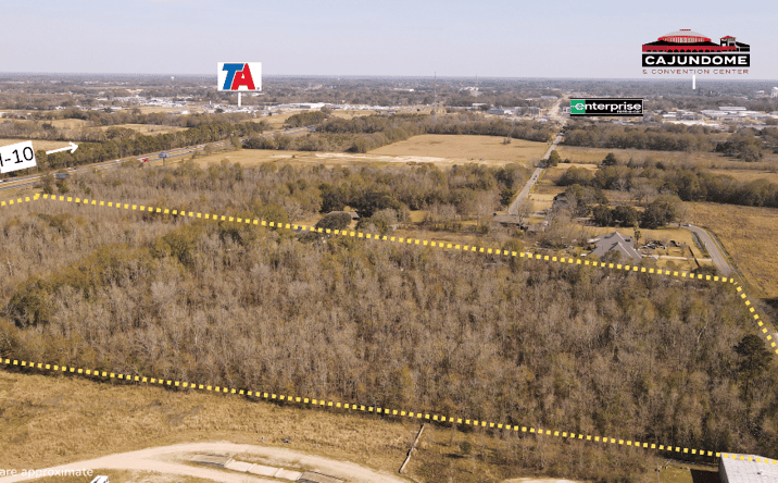 Pictures of Land property located at 2700 West Willow Street, Scott, LA 70583 for sales - image #1