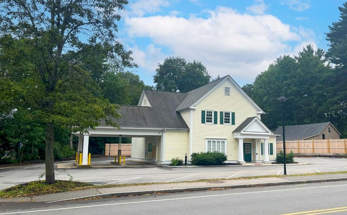 Pictures of Retail property located at 80 Main St, Exeter, NH 03833 for sales - image #1