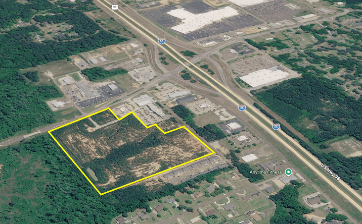 Pictures of Land property located at 2169 Veterans blvd, McComb, MS 39648 for sales - image #1