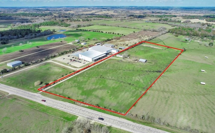 Pictures of Land property located at 16823 TX-105, Plantersville, TX 77363 for sales - image #1