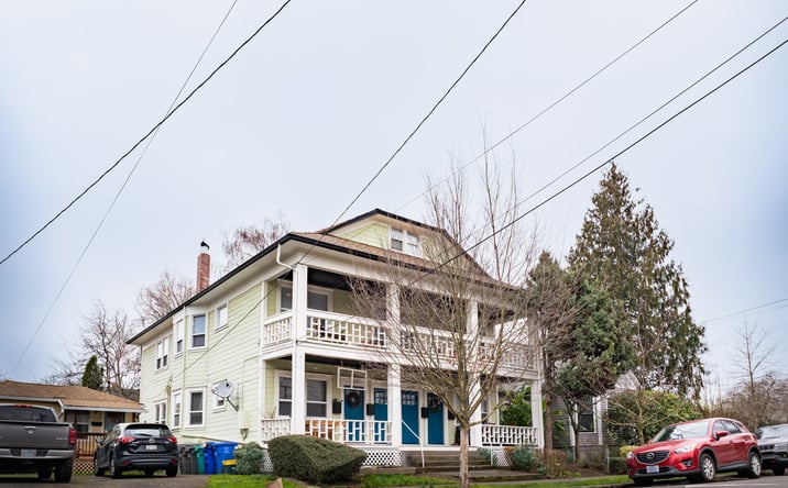 image of property at 3911-3925 SE 28TH PL PTLAND Portland OR 97202
