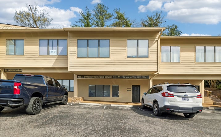 Pictures of Office property located at 165 Belle Forest Cir, Nashville, TN 37221 for sales - image #1