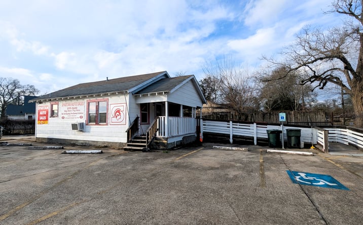 Pictures of Mixed Use, Office, Retail property located at 5710 Concord Rd, Beaumont, TX 77708 for sales - image #1